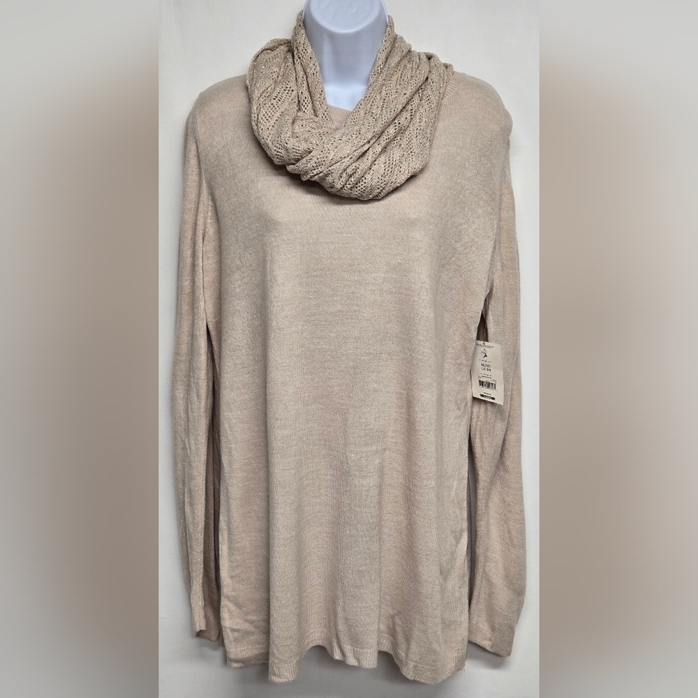 White Stag XL 16-18 Sweater With Matchng Metallic Scarf Oatmeal New
